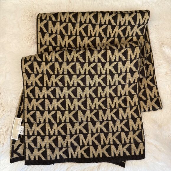 Set of 2X Michael Kors Reversible MK Logo Scarfs In Brown & Beige - Picture 2 of 5